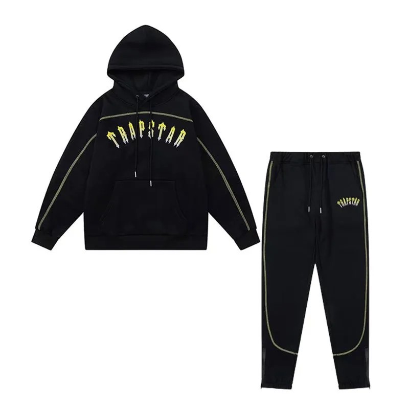 Black Mens Trapstar Tracksuits | YHV-829154