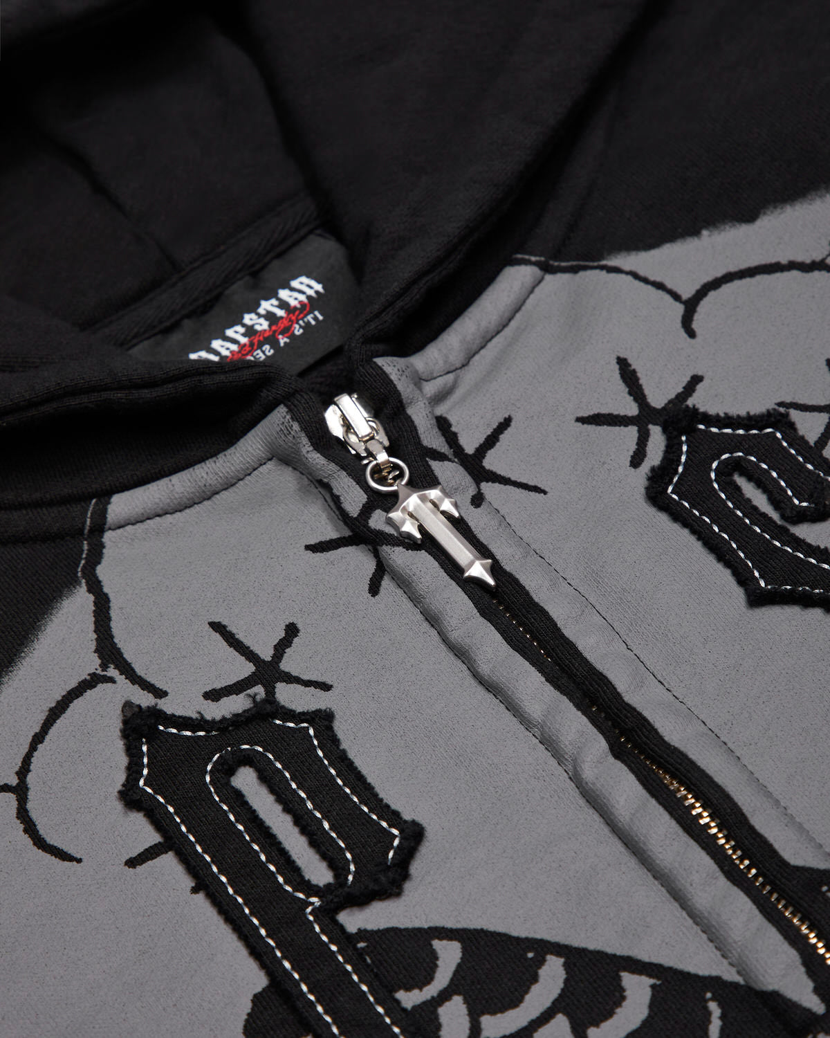 Black Mens Trapstar x Ed Hardy Irongate Zip Through Hoodie | RFB-849762